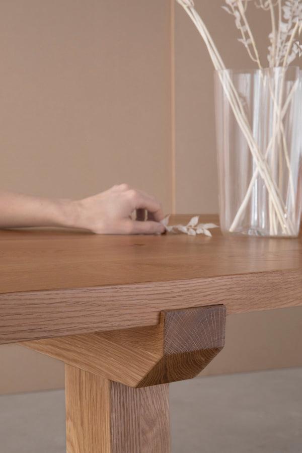 solid wood dining table joinery